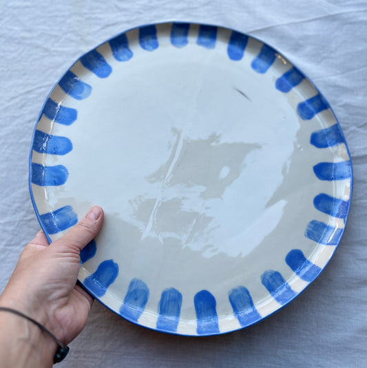 Plat de présentation : tarte, plateau de fromage, planche apéro...