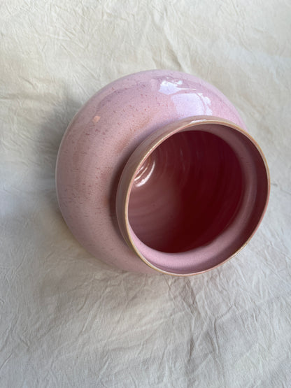 Vase en grès et émail rose - oh le bonbon!